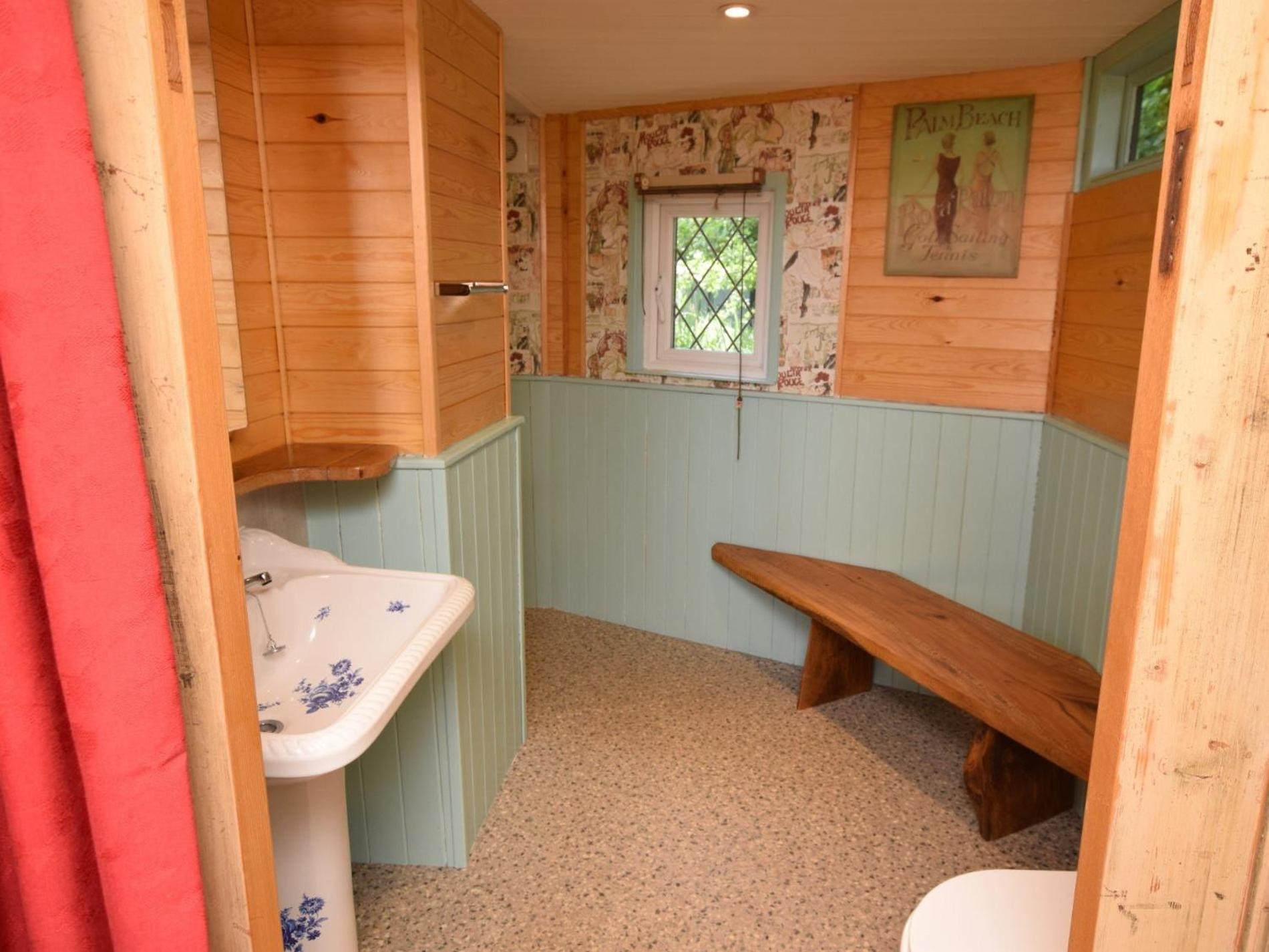 1 Bed In Bodiam 51574 Villa Exteriör bild